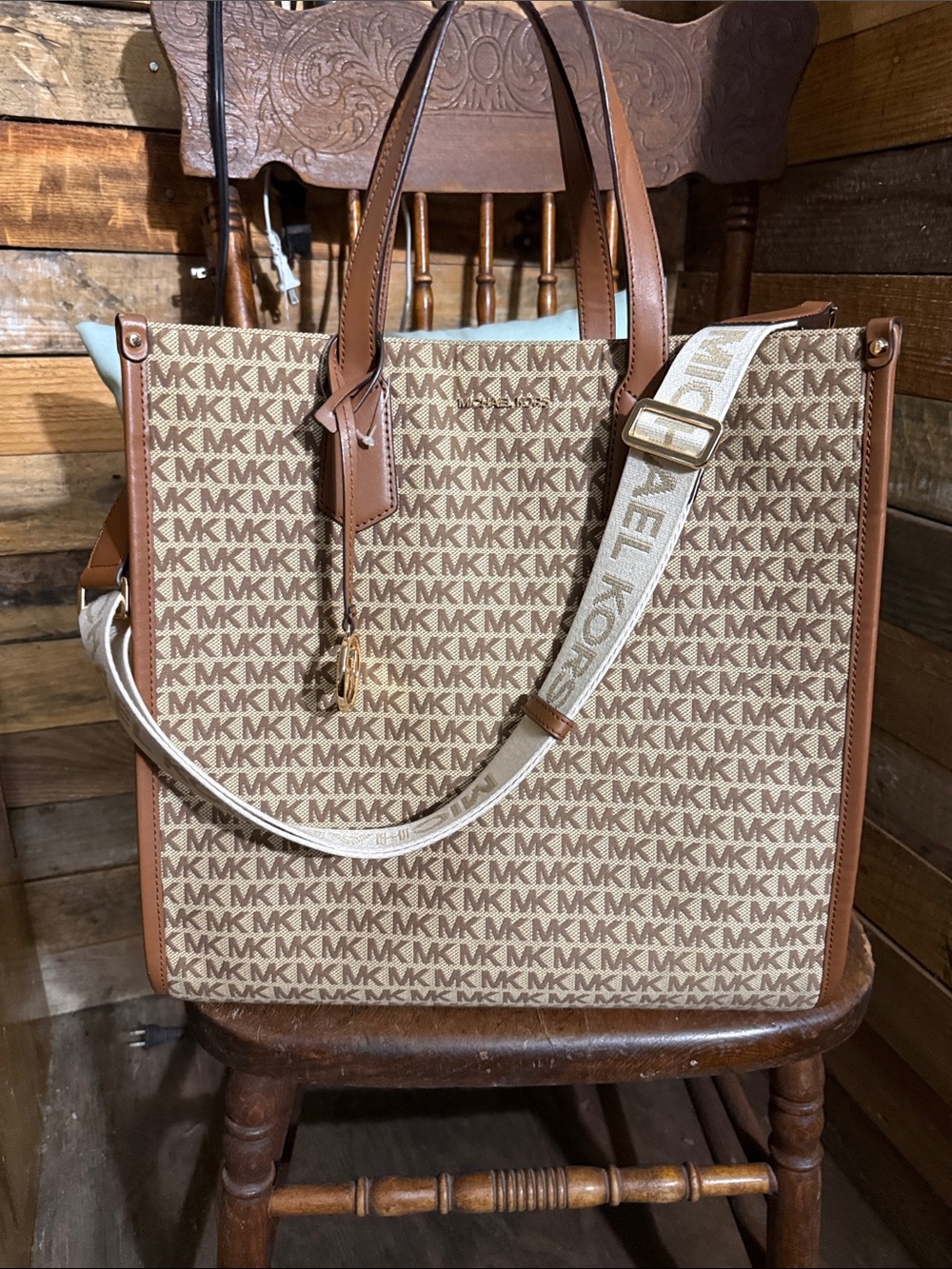Michael Kors Tan/Brown Signature MK Tote with Matching Wallet - Picture 2 of 2